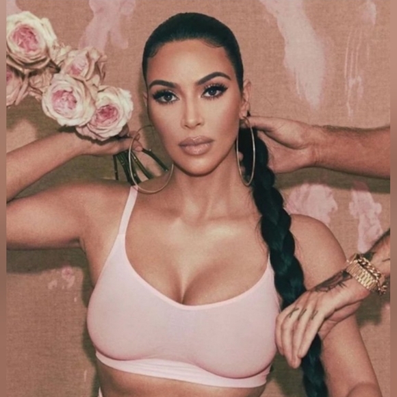 Unlisted Skims Items for Live Show - Picture 3 of 4